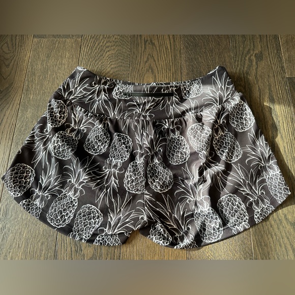 Love Fitness Pineapple shorts - Picture 2 of 3